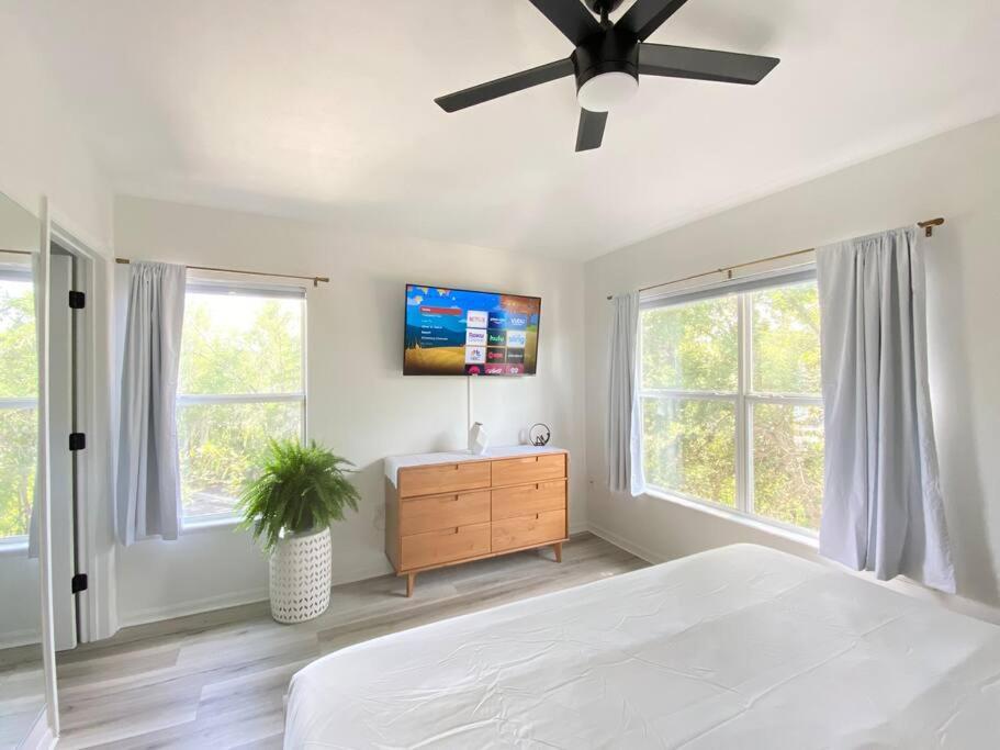 Sanctuary Gainesville Bright 2 Bedroom King Condo Εξωτερικό φωτογραφία