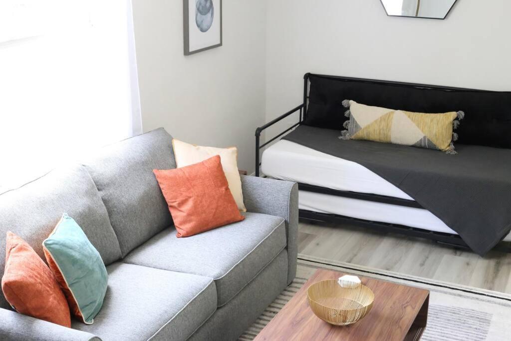 Sanctuary Gainesville Bright 2 Bedroom King Condo Εξωτερικό φωτογραφία